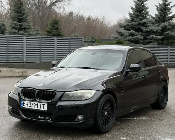 Черный БМВ 3 Серия, объемом двигателя 3 л и пробегом 200 тыс. км за 7899 $, фото 2 на Automoto.ua