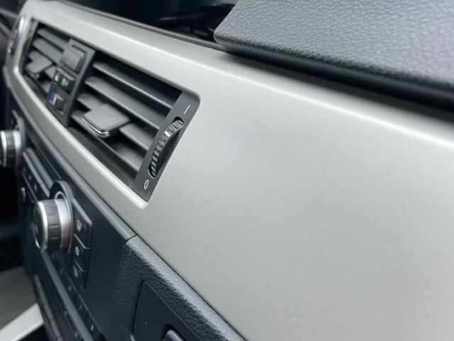 Черный БМВ 3 Серия, объемом двигателя 2 л и пробегом 3 тыс. км за 12100 $, фото 9 на Automoto.ua