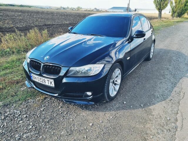 Черный БМВ 3 Серия, объемом двигателя 3 л и пробегом 218 тыс. км за 12500 $, фото 1 на Automoto.ua