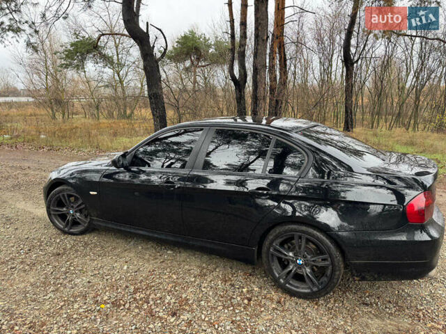 Черный БМВ 3 Серия, объемом двигателя 2 л и пробегом 195 тыс. км за 10000 $, фото 5 на Automoto.ua