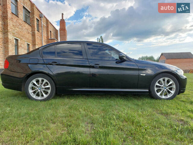 Черный БМВ 3 Серия, объемом двигателя 2 л и пробегом 279 тыс. км за 9800 $, фото 6 на Automoto.ua