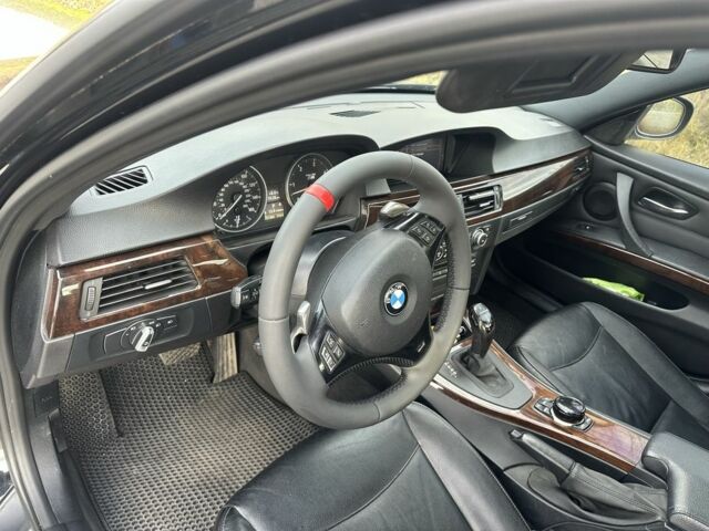 Черный БМВ 3 Серия, объемом двигателя 3 л и пробегом 290 тыс. км за 14000 $, фото 15 на Automoto.ua