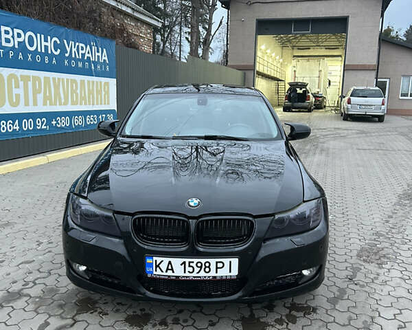 Черный БМВ 3 Серия, объемом двигателя 3 л и пробегом 237 тыс. км за 8600 $, фото 4 на Automoto.ua