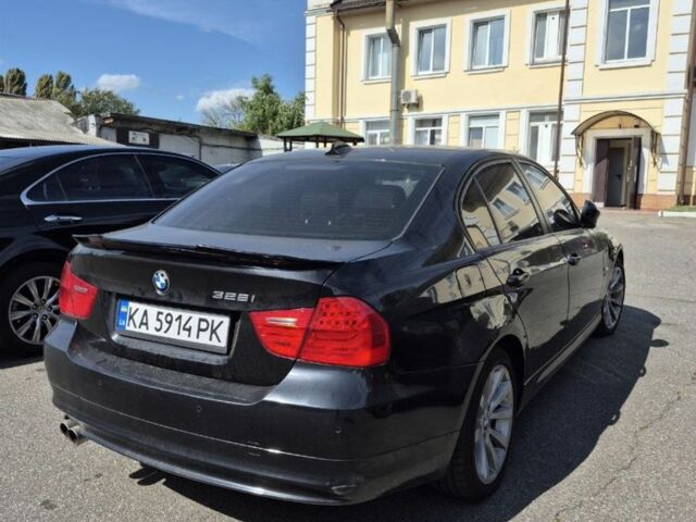 Чорний БМВ 3 Серія, об'ємом двигуна 3 л та пробігом 203 тис. км за 6000 $, фото 5 на Automoto.ua