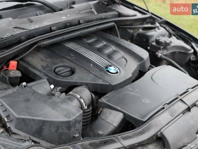 Черный БМВ 3 Серия, объемом двигателя 2 л и пробегом 329 тыс. км за 10400 $, фото 16 на Automoto.ua