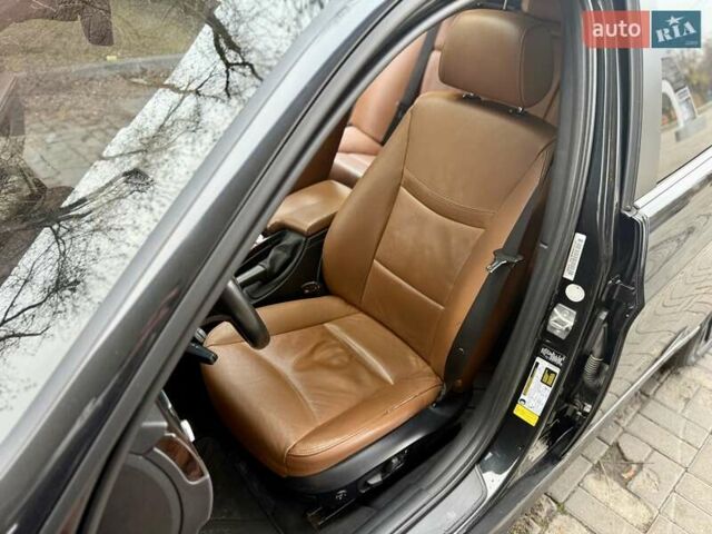 Чорний БМВ 3 Серія, об'ємом двигуна 3 л та пробігом 200 тис. км за 9500 $, фото 20 на Automoto.ua