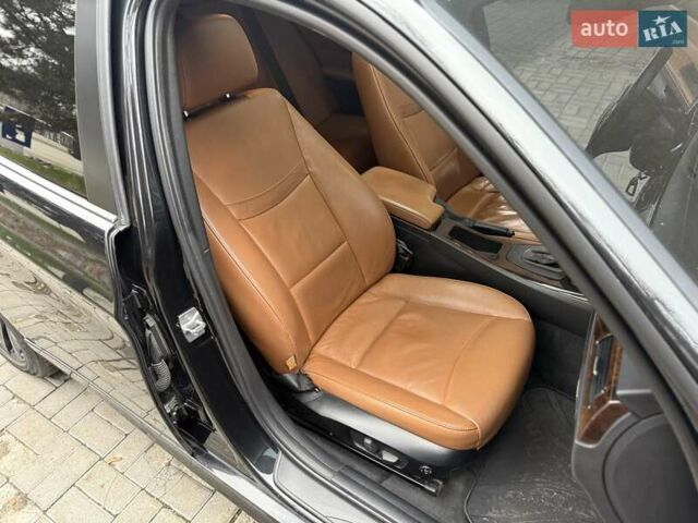 Чорний БМВ 3 Серія, об'ємом двигуна 3 л та пробігом 200 тис. км за 9500 $, фото 30 на Automoto.ua