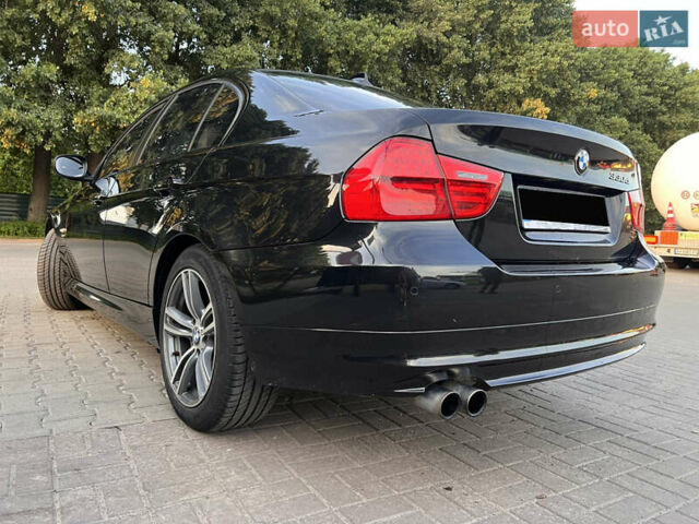 Чорний БМВ 3 Серія, об'ємом двигуна 3 л та пробігом 222 тис. км за 14200 $, фото 12 на Automoto.ua