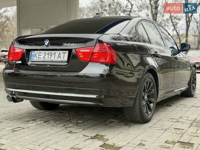 Чорний БМВ 3 Серія, об'ємом двигуна 3 л та пробігом 200 тис. км за 9500 $, фото 12 на Automoto.ua