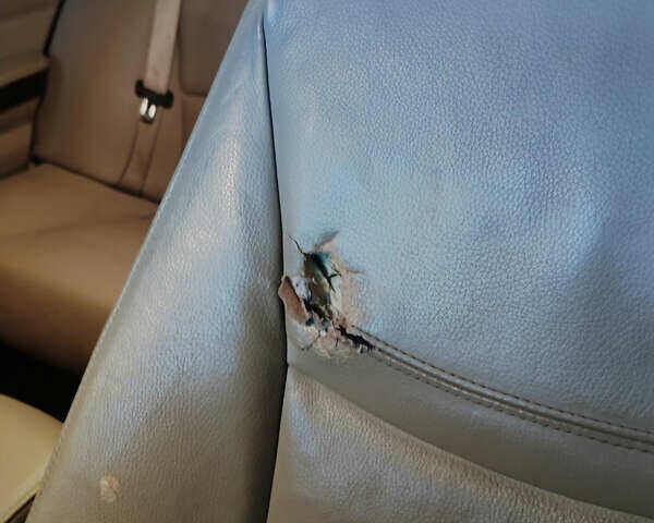 Черный БМВ 3 Серия, объемом двигателя 3 л и пробегом 252 тыс. км за 8000 $, фото 15 на Automoto.ua