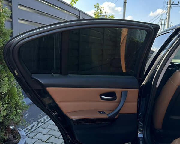 Черный БМВ 3 Серия, объемом двигателя 3 л и пробегом 225 тыс. км за 9500 $, фото 15 на Automoto.ua