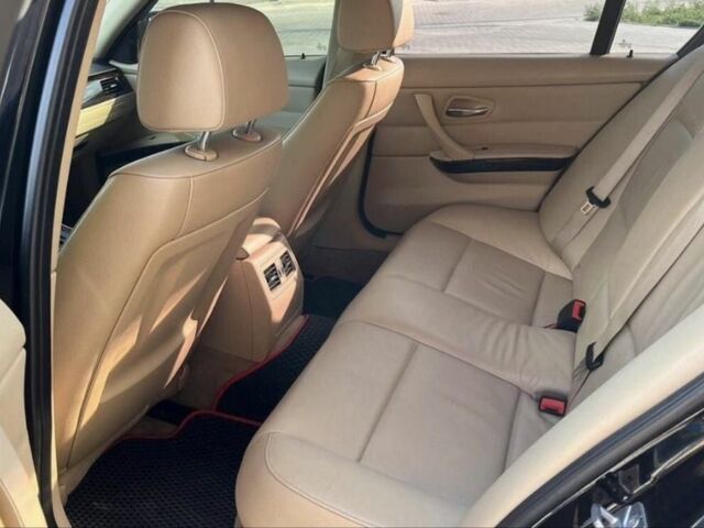 Черный БМВ 3 Серия, объемом двигателя 3 л и пробегом 240 тыс. км за 8500 $, фото 6 на Automoto.ua