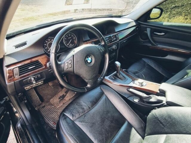 Черный БМВ 3 Серия, объемом двигателя 3 л и пробегом 218 тыс. км за 12500 $, фото 2 на Automoto.ua