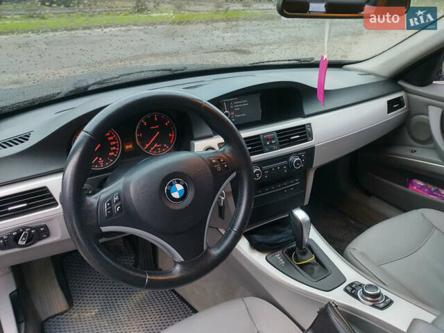 БМВ 3 Серия 2011 в Веселиново на Automoto.ua Черный БМВ 3 Серия, объемом двигателя 2 л и пробегом 303 тыс. км за 11500 $, фото 7 на Automoto.ua