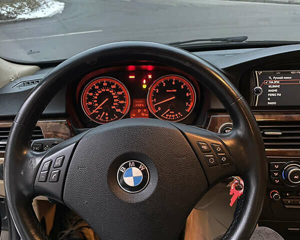 Черный БМВ 3 Серия, объемом двигателя 3 л и пробегом 253 тыс. км за 8450 $, фото 13 на Automoto.ua