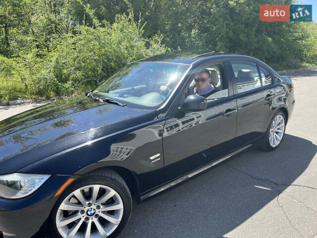 Чорний БМВ 3 Серія, об'ємом двигуна 3 л та пробігом 178 тис. км за 10500 $, фото 10 на Automoto.ua