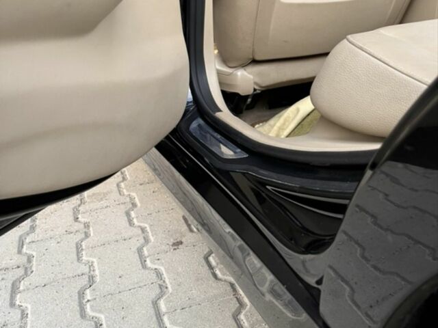 Чорний БМВ 3 Серія, об'ємом двигуна 3 л та пробігом 225 тис. км за 13600 $, фото 6 на Automoto.ua