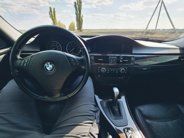 Черный БМВ 3 Серия, объемом двигателя 3 л и пробегом 218 тыс. км за 12500 $, фото 3 на Automoto.ua