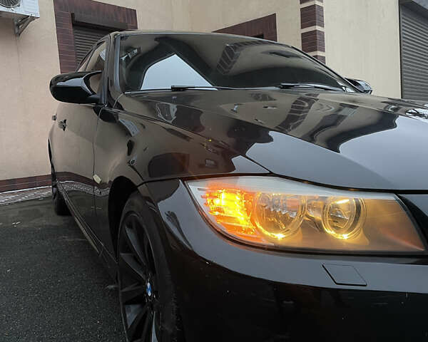 Черный БМВ 3 Серия, объемом двигателя 3 л и пробегом 253 тыс. км за 8450 $, фото 5 на Automoto.ua