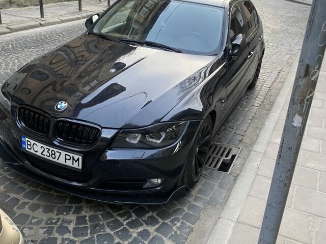 Черный БМВ 3 Серия, объемом двигателя 3 л и пробегом 190 тыс. км за 11000 $, фото 4 на Automoto.ua