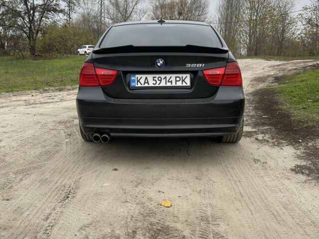 Черный БМВ 3 Серия, объемом двигателя 3 л и пробегом 203 тыс. км за 8500 $, фото 2 на Automoto.ua