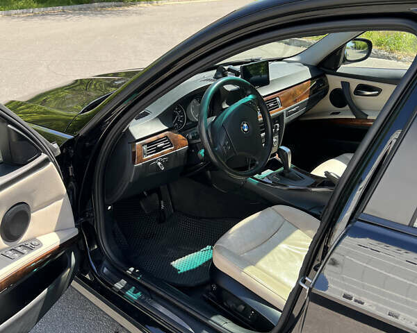 Чорний БМВ 3 Серія, об'ємом двигуна 3 л та пробігом 178 тис. км за 10500 $, фото 15 на Automoto.ua