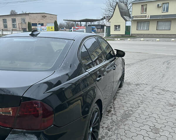 Черный БМВ 3 Серия, объемом двигателя 3 л и пробегом 237 тыс. км за 8600 $, фото 6 на Automoto.ua