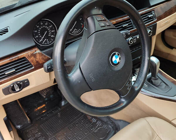 Черный БМВ 3 Серия, объемом двигателя 3 л и пробегом 252 тыс. км за 8000 $, фото 9 на Automoto.ua