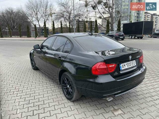 Чорний БМВ 3 Серія, об'ємом двигуна 2 л та пробігом 156 тис. км за 11800 $, фото 8 на Automoto.ua