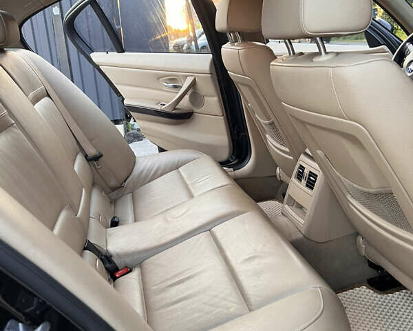 Чорний БМВ 3 Серія, об'ємом двигуна 3 л та пробігом 222 тис. км за 14200 $, фото 20 на Automoto.ua