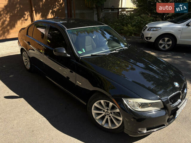Черный БМВ 3 Серия, объемом двигателя 3 л и пробегом 153 тыс. км за 9900 $, фото 4 на Automoto.ua