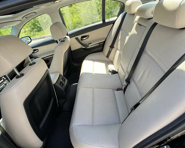 Чорний БМВ 3 Серія, об'ємом двигуна 3 л та пробігом 178 тис. км за 10500 $, фото 13 на Automoto.ua