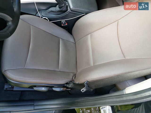 Черный БМВ 3 Серия, объемом двигателя 2 л и пробегом 279 тыс. км за 9800 $, фото 11 на Automoto.ua