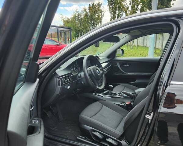 Черный БМВ 3 Серия, объемом двигателя 2 л и пробегом 339 тыс. км за 9200 $, фото 10 на Automoto.ua