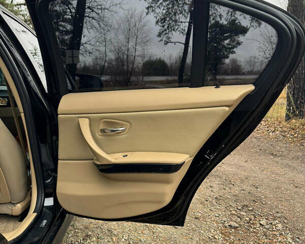 Черный БМВ 3 Серия, объемом двигателя 2 л и пробегом 195 тыс. км за 10000 $, фото 12 на Automoto.ua