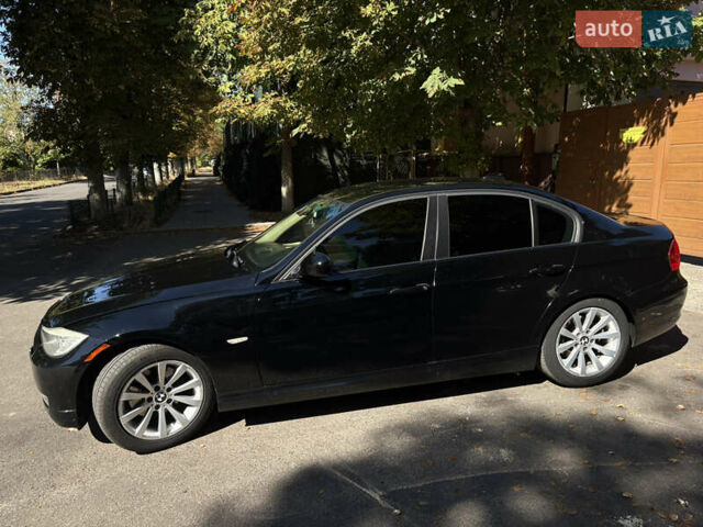 Черный БМВ 3 Серия, объемом двигателя 3 л и пробегом 153 тыс. км за 9900 $, фото 7 на Automoto.ua