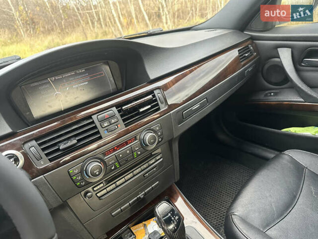 Черный БМВ 3 Серия, объемом двигателя 3 л и пробегом 290 тыс. км за 14000 $, фото 18 на Automoto.ua