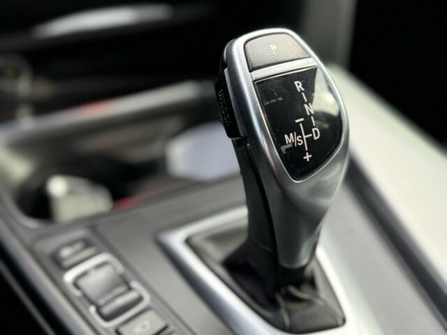 БМВ 3 Серия 2011 в Львове на Automoto.ua Черный БМВ 3 Серия, объемом двигателя 0 л и пробегом 286 тыс. км за 14500 $, фото 5 на Automoto.ua