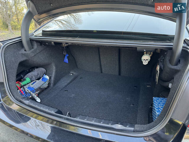 Черный БМВ 3 Серия, объемом двигателя 2 л и пробегом 161 тыс. км за 13500 $, фото 19 на Automoto.ua