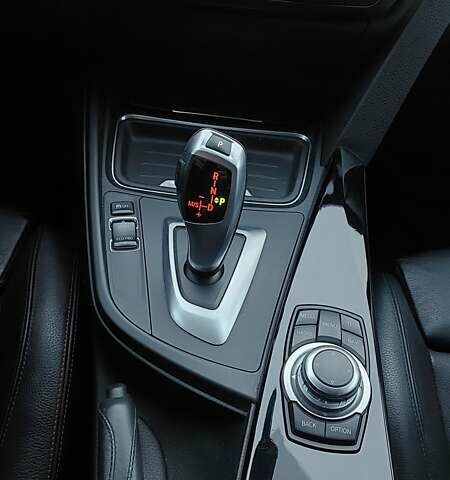 Черный БМВ 3 Серия, объемом двигателя 2 л и пробегом 157 тыс. км за 13000 $, фото 33 на Automoto.ua