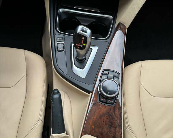 Черный БМВ 3 Серия, объемом двигателя 2 л и пробегом 199 тыс. км за 19799 $, фото 92 на Automoto.ua