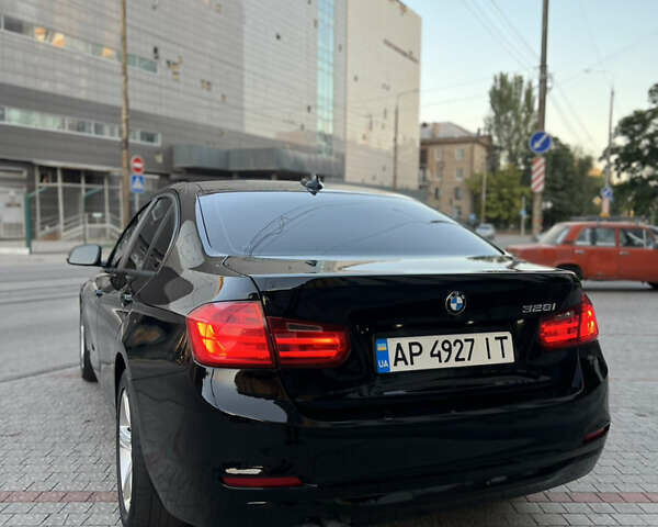Черный БМВ 3 Серия, объемом двигателя 2 л и пробегом 185 тыс. км за 13300 $, фото 13 на Automoto.ua