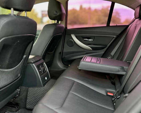 Черный БМВ 3 Серия, объемом двигателя 2 л и пробегом 330 тыс. км за 9999 $, фото 16 на Automoto.ua