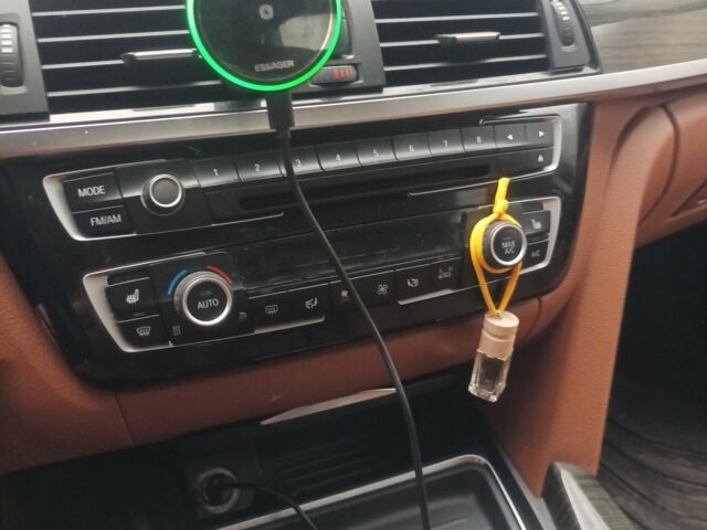 Чорний БМВ 3 Серія, об'ємом двигуна 2 л та пробігом 231 тис. км за 11000 $, фото 4 на Automoto.ua