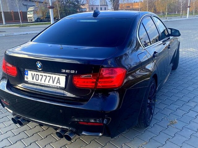 Черный БМВ 3 Серия, объемом двигателя 20 л и пробегом 220 тыс. км за 13100 $, фото 5 на Automoto.ua