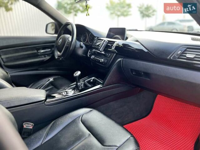 Чорний БМВ 3 Серія, об'ємом двигуна 2 л та пробігом 206 тис. км за 12600 $, фото 18 на Automoto.ua