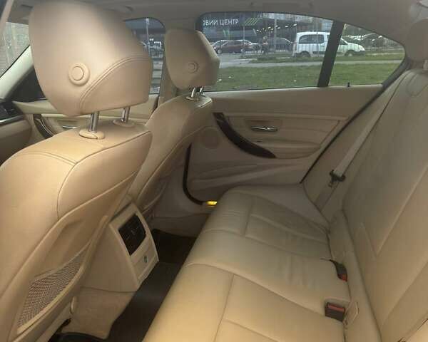 Чорний БМВ 3 Серія, об'ємом двигуна 2 л та пробігом 181 тис. км за 12500 $, фото 12 на Automoto.ua