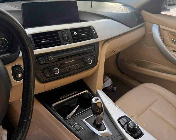 Чорний БМВ 3 Серія, об'ємом двигуна 2 л та пробігом 45 тис. км за 3750 $, фото 7 на Automoto.ua