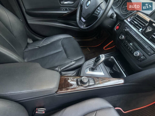 Чорний БМВ 3 Серія, об'ємом двигуна 2 л та пробігом 225 тис. км за 11800 $, фото 43 на Automoto.ua