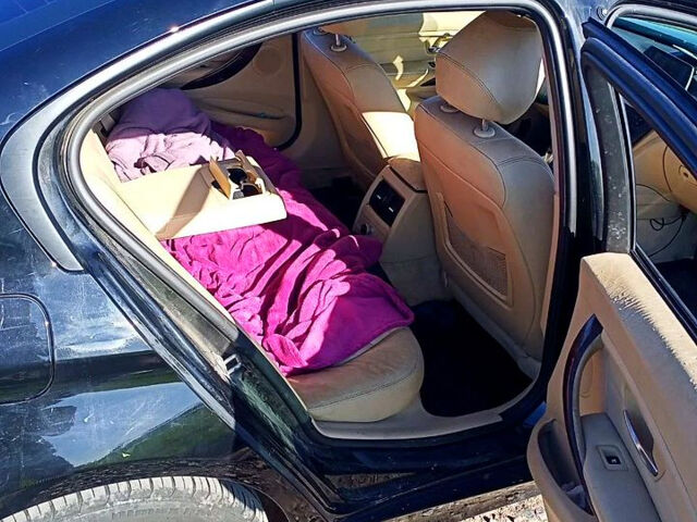 Чорний БМВ 3 Серія, об'ємом двигуна 2 л та пробігом 10 тис. км за 16500 $, фото 11 на Automoto.ua